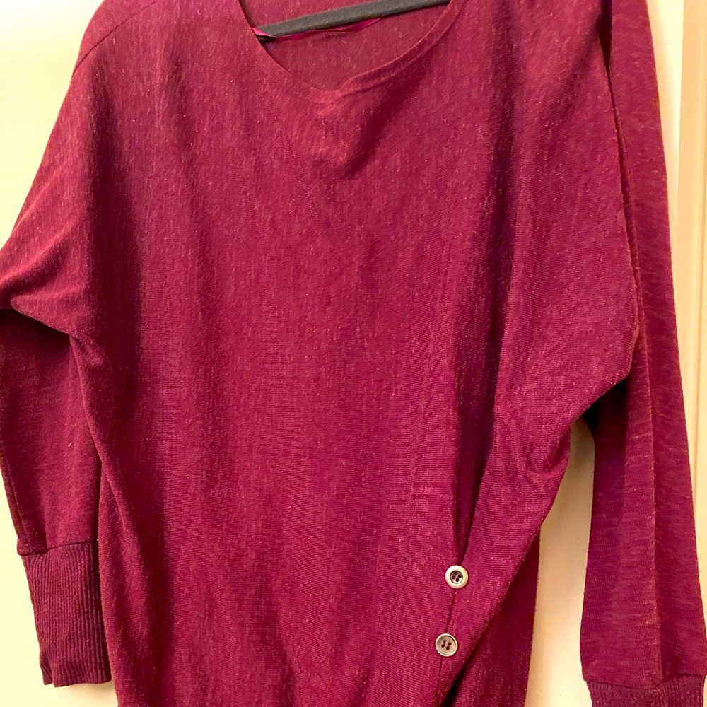 Sound & Matter Sweater. Size Medium. Purple.